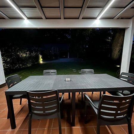 Tenuta Ferrari Cortile Exterior photo